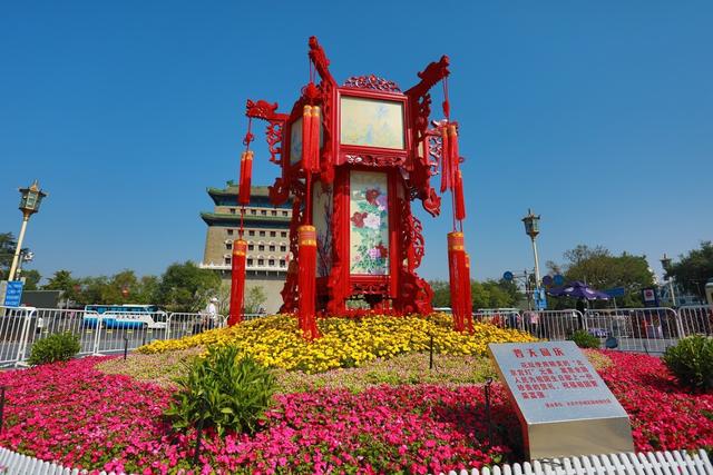 北京日报客户端@名副其实花的海洋！你知道北京摆了多少花吗？