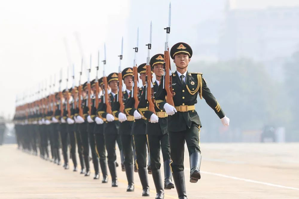 半月谈：张张精彩！这本相册，请您珍藏！