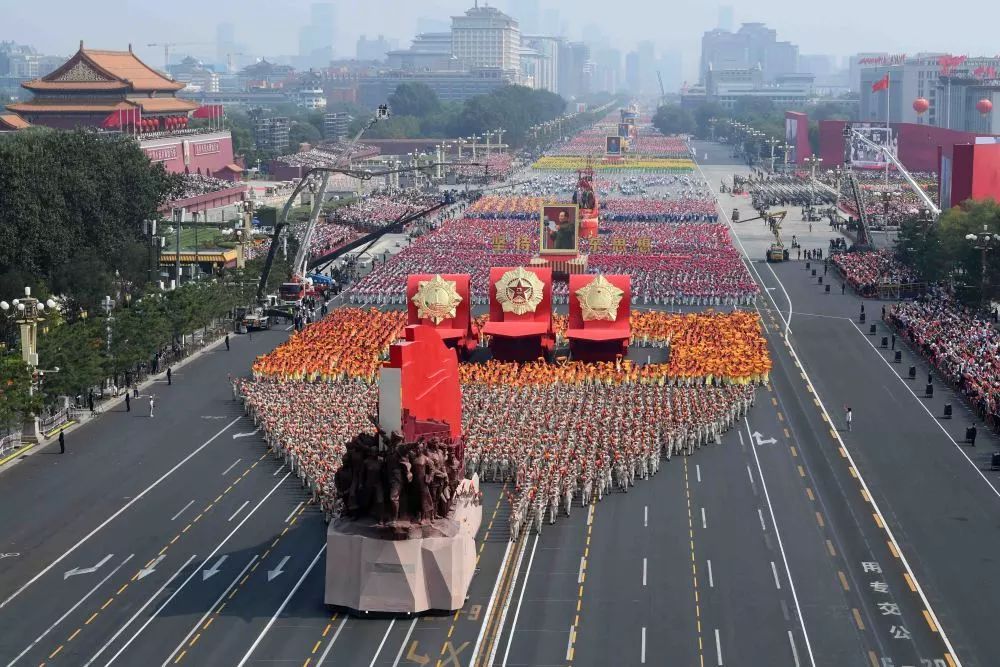 半月谈：张张精彩！这本相册，请您珍藏！