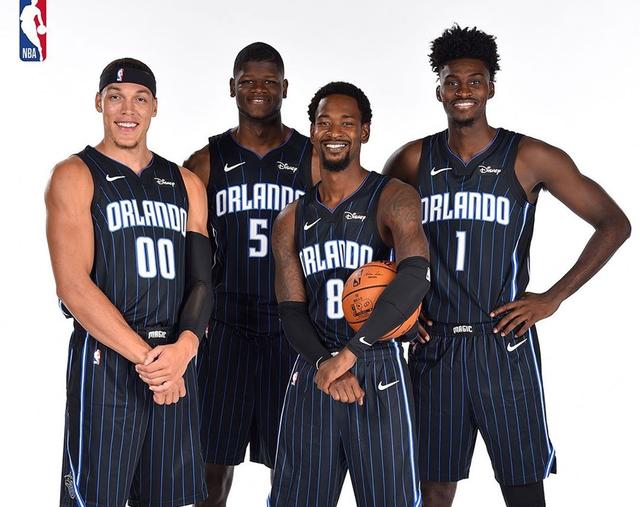 nba社媒晒魔术部分球员合照本赛季您觉得魔术队前景如何