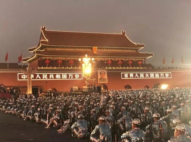 #中国经济网#酷炫“光影魔术秀”能成功，离不开这些黑科技