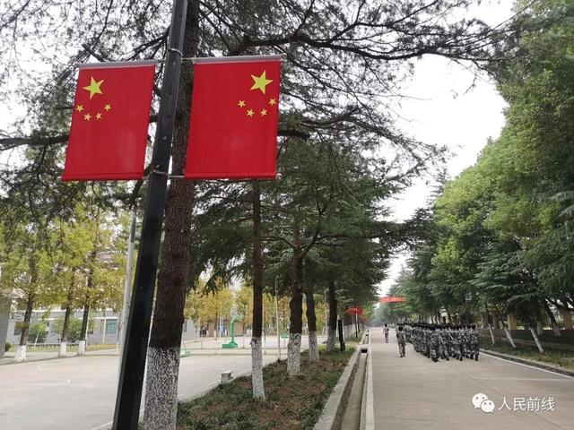 #人民前线#这就是女新兵的国庆节