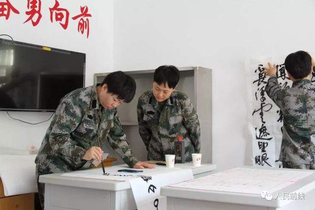 #人民前线#这就是女新兵的国庆节