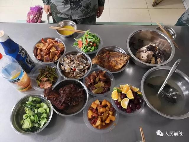 #人民前线#这就是女新兵的国庆节