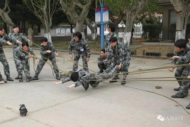 #人民前线#这就是女新兵的国庆节