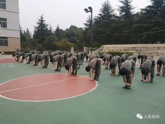 #人民前线#这就是女新兵的国庆节