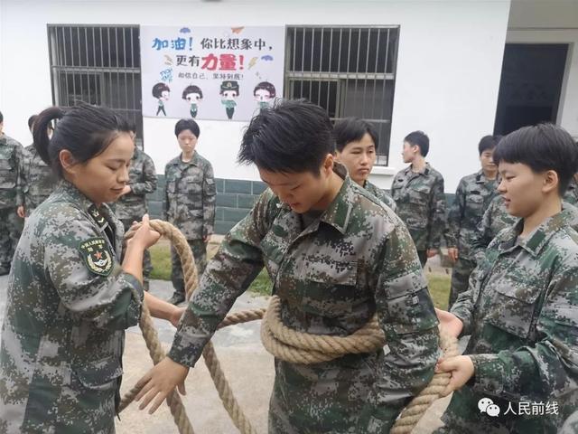 #人民前线#这就是女新兵的国庆节