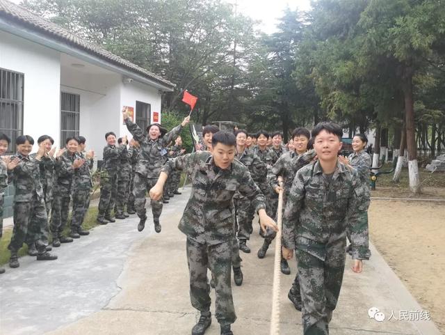 #人民前线#这就是女新兵的国庆节