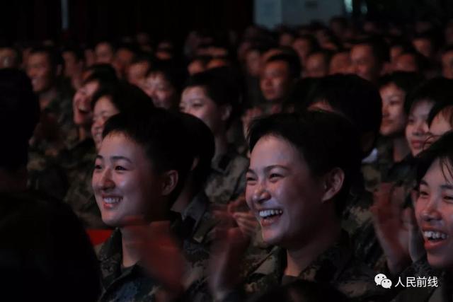 #人民前线#这就是女新兵的国庆节