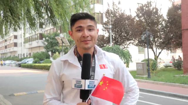 [中国青年网]留学生眼中的国庆盛典