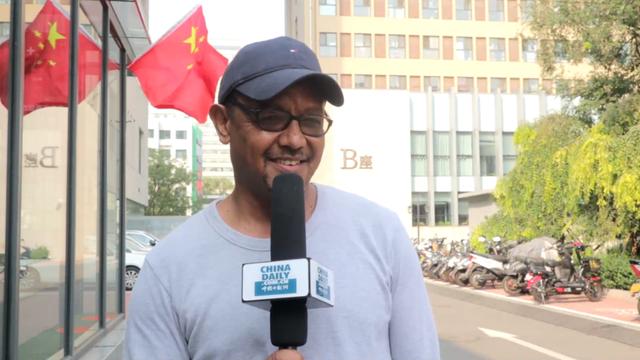 [中国青年网]留学生眼中的国庆盛典