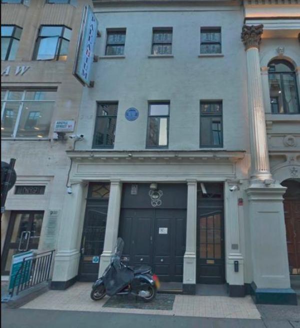 中国网@＂美两名男子涉嫌侵犯夜店女子，却难定罪：女子全程微笑表示默许？＂