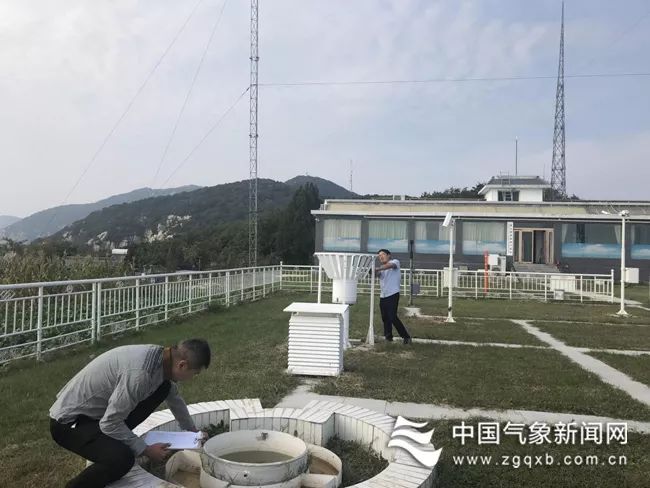 中国气象局■节日里的坚守！他们选择这样为祖国庆生！