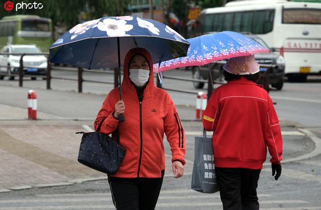 【人民网】冷空气侵袭北方地区 降温显著