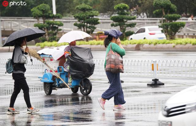 【人民网】冷空气侵袭北方地区 降温显著
