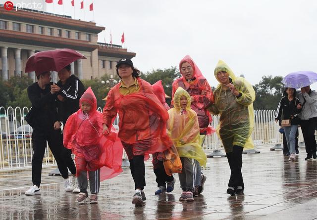 【人民网】冷空气侵袭北方地区 降温显著