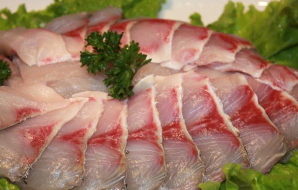 「光明网」孕期这2类食物，孕妈再嘴馋也别吃，不然容易生下“畸形儿”