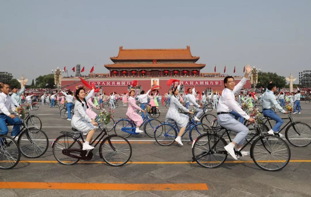 [新华网]这些精选的国庆照片 值得我们永久收藏
