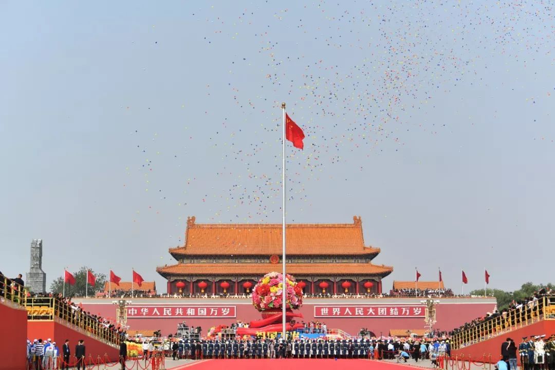[新华网]这些精选的国庆照片 值得我们永久收藏