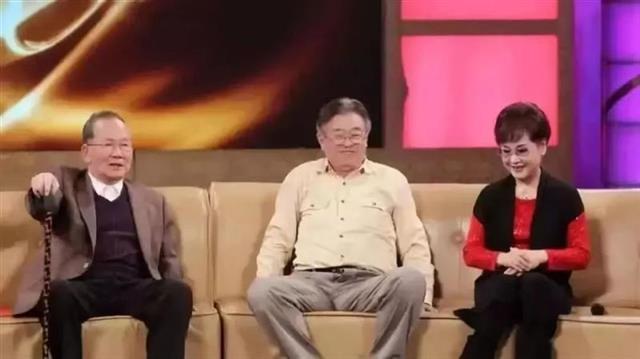 楚天都市报-看楚天：《我和我的祖国》作曲过程揭秘，问世30余载再次火爆全国
