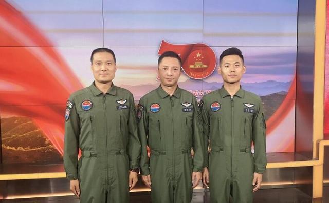 红网■假日丨揭秘！国庆彩车都有什么含义？5日冷空气来袭