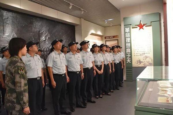 [人民前线]第71集团军医院的文职人员，来了