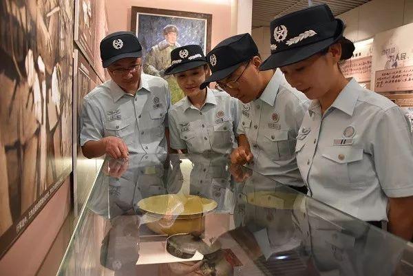 [人民前线]第71集团军医院的文职人员，来了