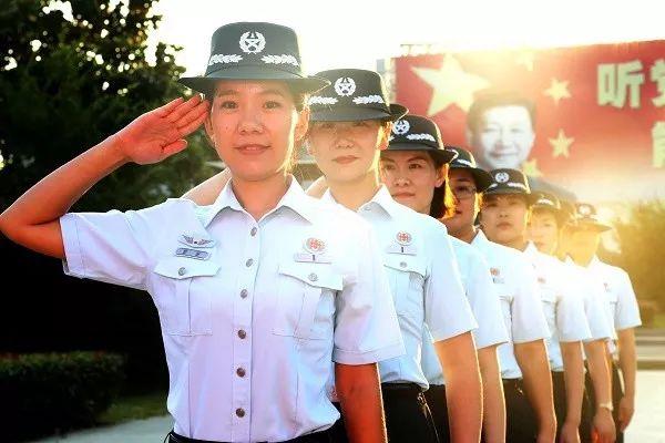 [人民前线]第71集团军医院的文职人员，来了