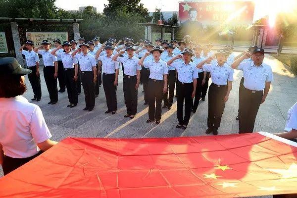 [人民前线]第71集团军医院的文职人员，来了