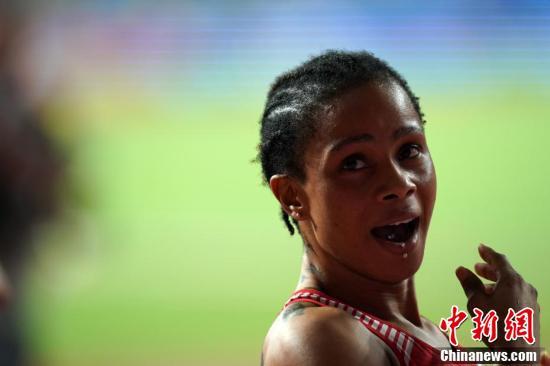 【中国新闻网】多哈田径世锦赛女子400米决赛 巴林选手纳赛尔夺冠