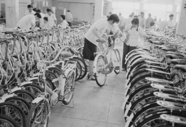 #中国网#＂回望70年，人们的幸福感再也不需要用“四大件”来衡量了＂