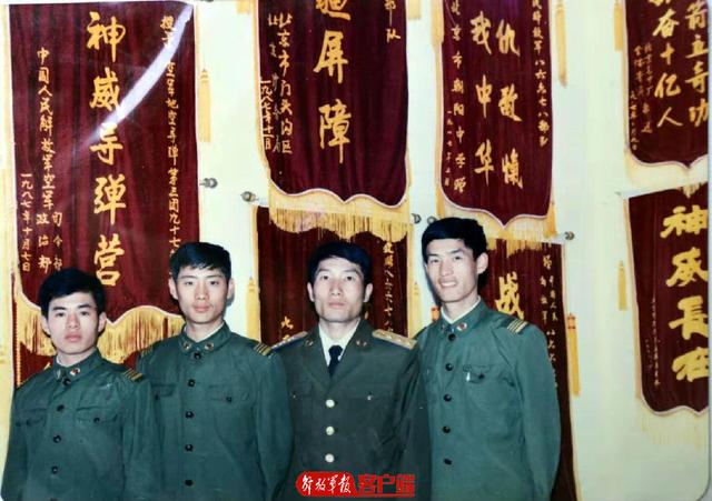 「中国军网」一面战旗，两封信件，这是属于两代神威人的共同记忆