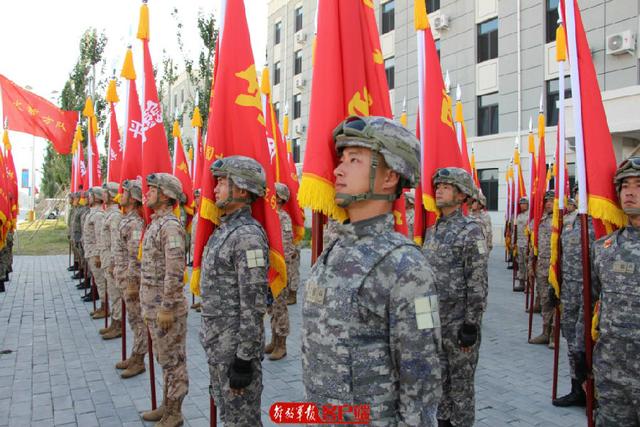 「中国军网」一面战旗，两封信件，这是属于两代神威人的共同记忆
