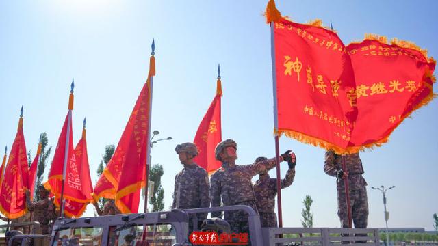 「中国军网」一面战旗，两封信件，这是属于两代神威人的共同记忆