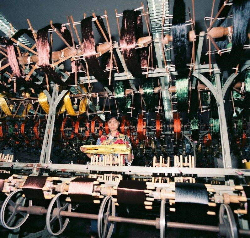 [文汇报]1987年德国摄影师拍摄的中国老照片，风景清俗秀丽，人们勤劳朴实