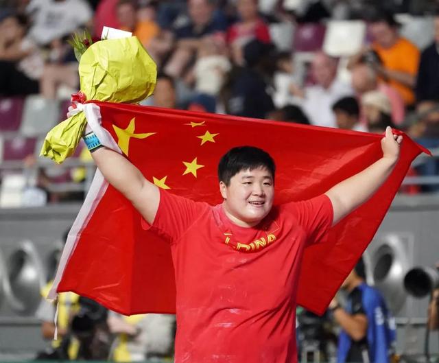 「中国经济网」中国女将，又一个世界冠军！破了一项26年的纪录