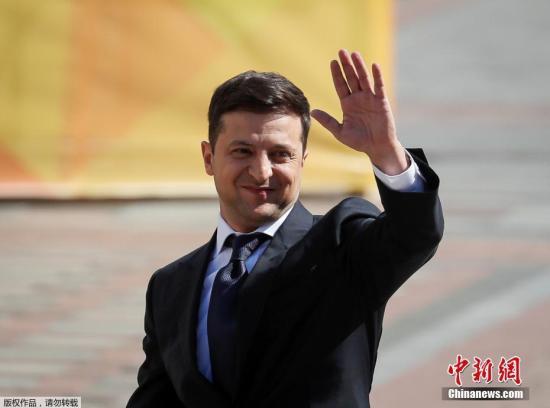 【中国新闻网】“通乌门”发酵：美弹劾大战升级 乌重查多起案件