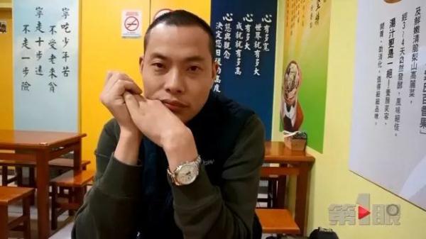 光明网：英雄机长刘传健的这一面，你在《中国机长》里看不到