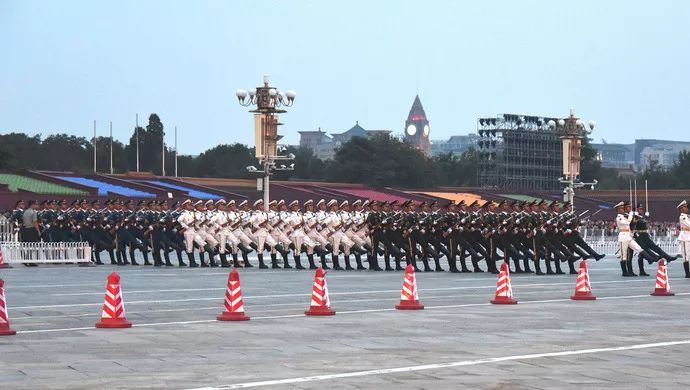 「中国普法」【关注】退役军人参加哪些活动可着服役期军装？官方标准来了！
