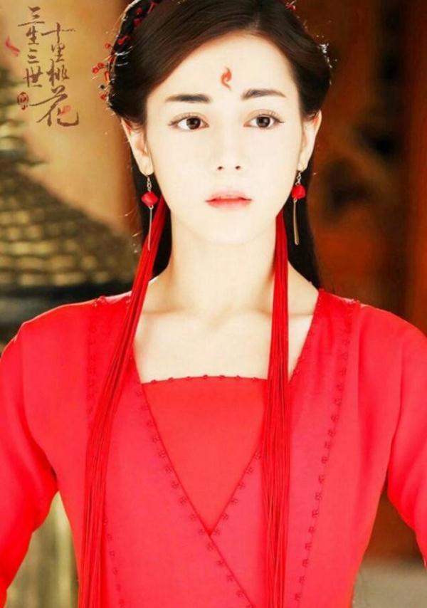 光明网@林青霞、刘诗诗、赵丽颖，影视剧中最美红衣女，一颦一笑皆倾城