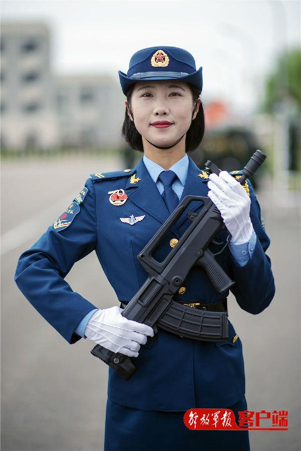 #中国军网#女兵马乙清：从幕后到台前，从炊事班到阅兵场