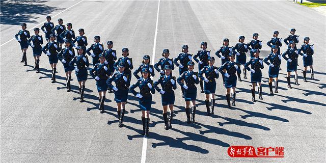 #中国军网#女兵马乙清：从幕后到台前，从炊事班到阅兵场