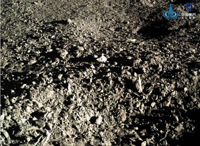 [参考消息]月球“劳模”！嫦娥四号“玉兔二号”工作期远超设计寿命