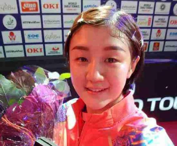 中国网@国乒包揽五项冠军 球迷：这不是常规操作吗？