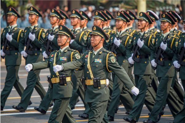 阅兵场上这位少将,来自咱聊城