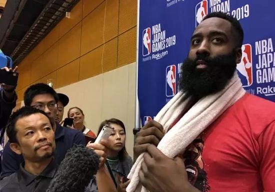 中国经济网@肖华再发声明：依然支持莫雷 已联系姚明他很生气