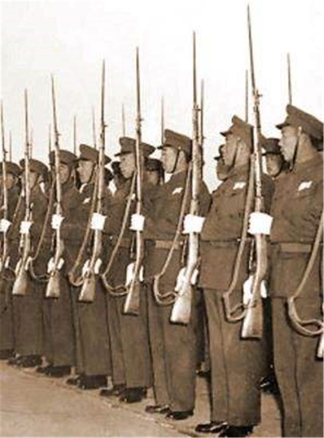 国防部发布■国际军事合作成就展⑤：《第一部分 攻坚克难 巩固新生——积极配合重大军事斗争》