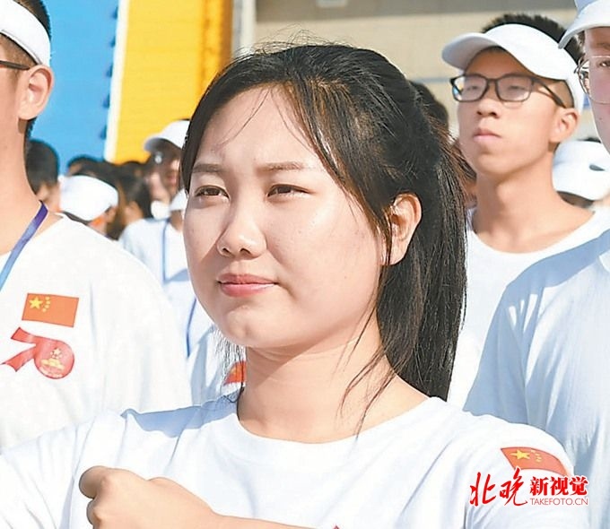 「北京晚报」曹洋曾是三军仪仗队首批女队员 “9·3”阅兵和群众游行都