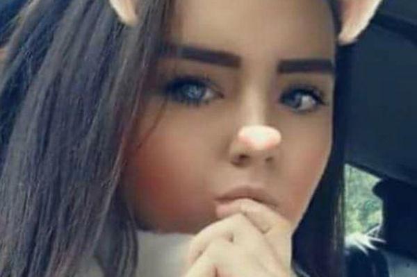 【光明网】英国一16岁少女用刀刺伤母亲，受审时说，我应该刺得更深些才好