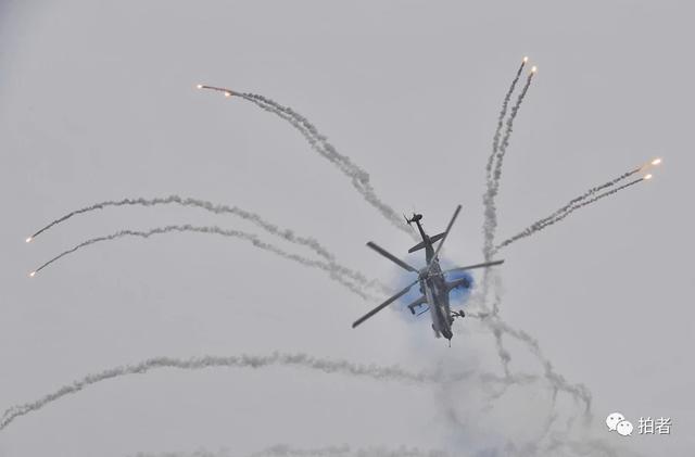 [新京报]除了酷似UFO的国产武装直升机，直博会上还有啥？